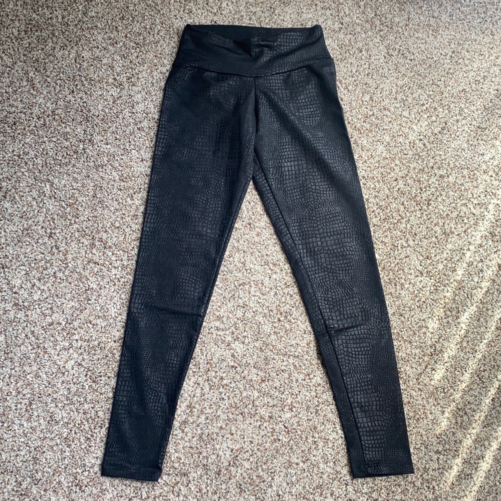 Animal Print - Black Leggings